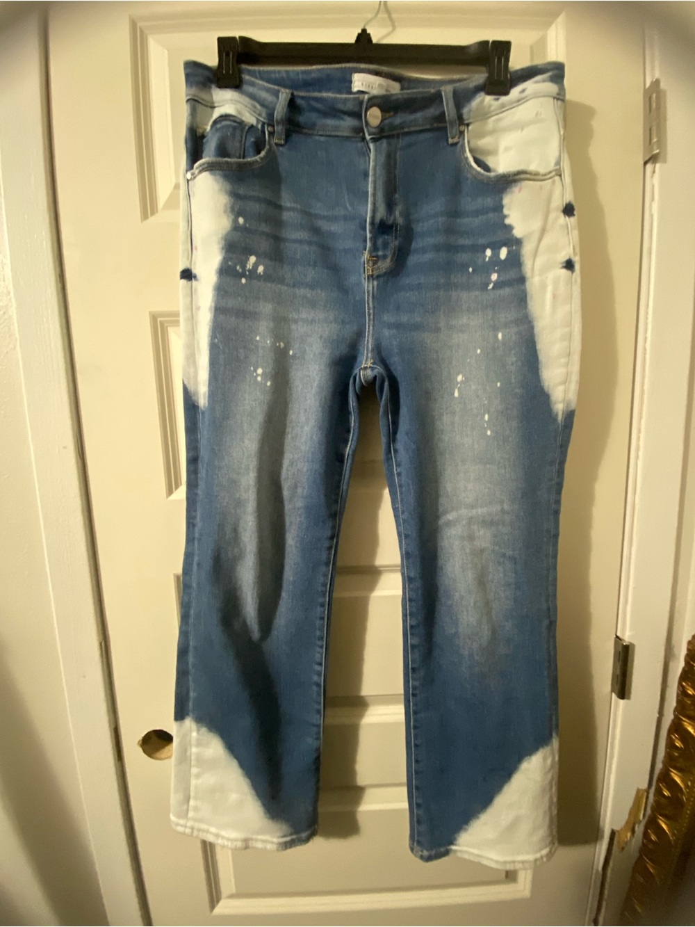 Risen Women’s Blue and White Dip-Dye Straight Jeans Size 1XL